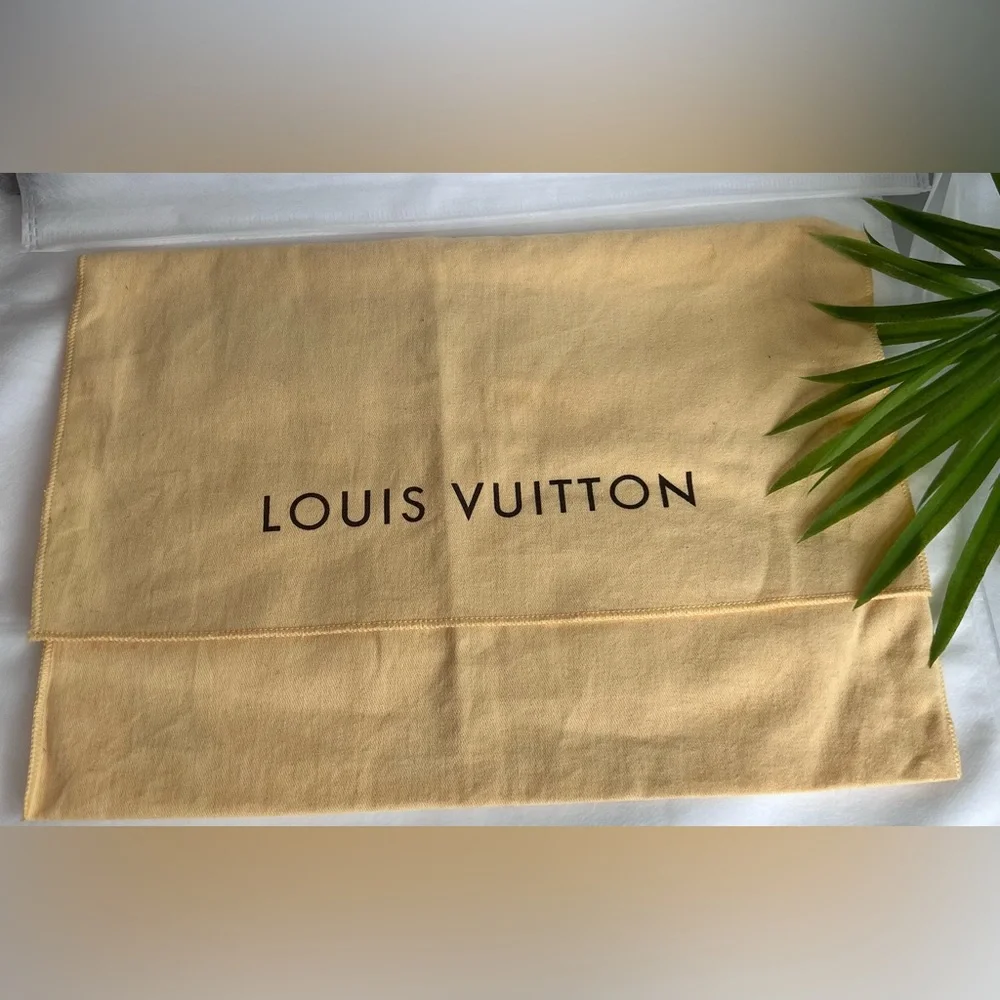 Louis Vuitton dust Bag